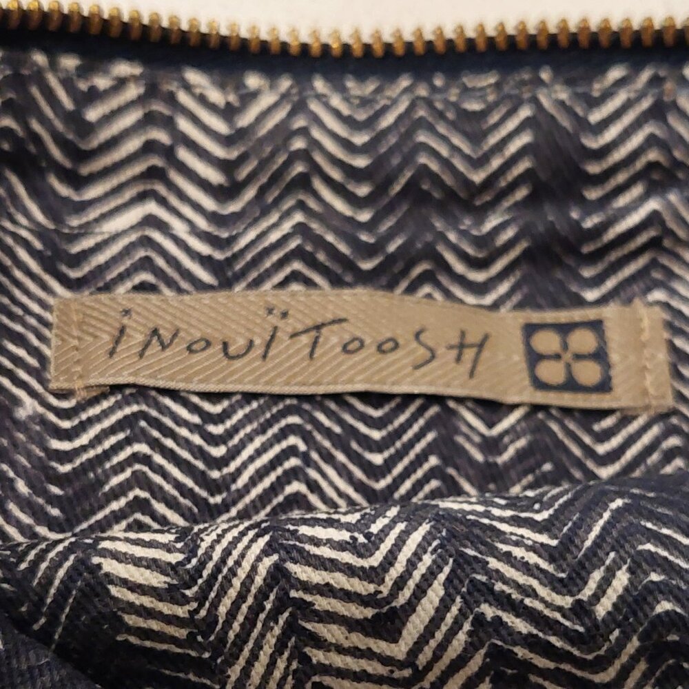 Inouitoosh Paris, France Blue Leaves Fringe Zip Pouch Case - Picture 7 of 11